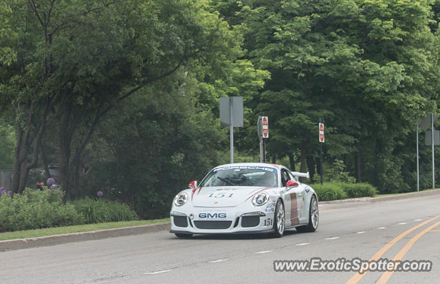 Porsche 911 GT3 spotted in Glencoe, Illinois