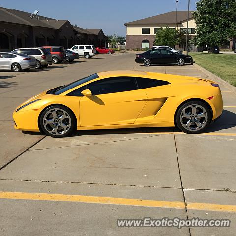 Lamborghini Gallardo spotted in Johnston, Iowa
