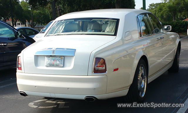 Rolls-Royce Phantom spotted in Orlando, Florida