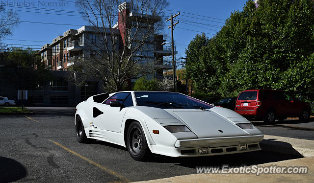 Lamborghini Countach spotted in Charlotte, North Carolina