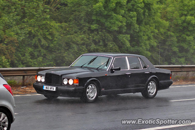 Bentley Turbo R spotted in Cambridge, United Kingdom