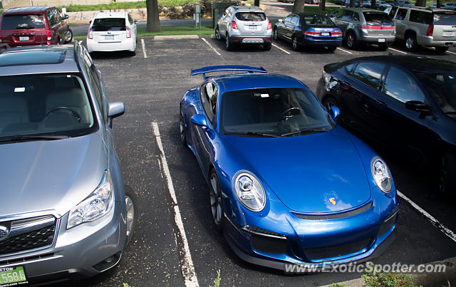 Porsche 911 GT3 spotted in Wheaton, Illinois