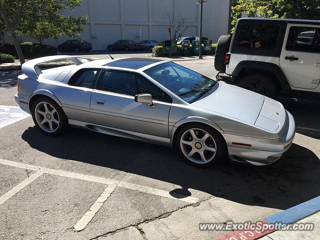Lotus Esprit spotted in Redwood City, California