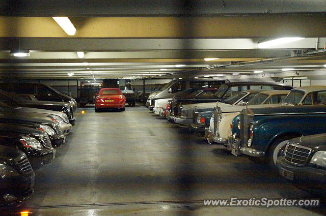 Rolls-Royce Silver Cloud spotted in Paris, France