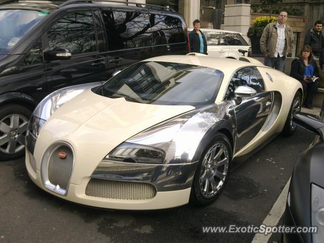 Bugatti Veyron spotted in London, United Kingdom
