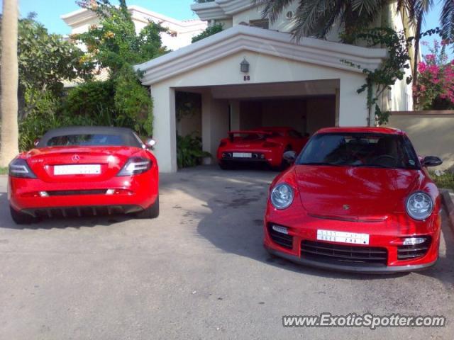 Porsche Carrera GT spotted in Riyadh, Saudi Arabia