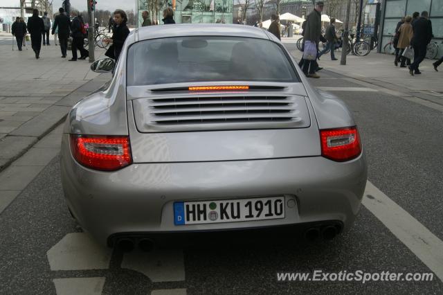 Porsche 911 spotted in Hamburg, Germany