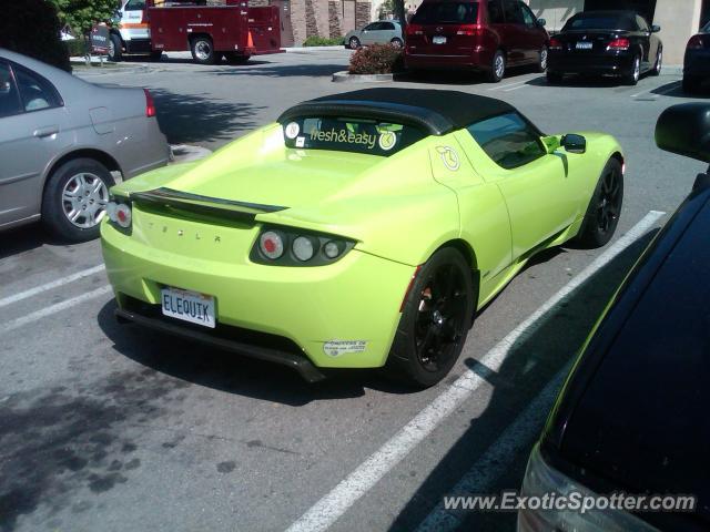 Tesla Roadster spotted in Ontario, California