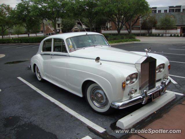 Rolls Royce Silver Cloud spotted in Houston, Texas