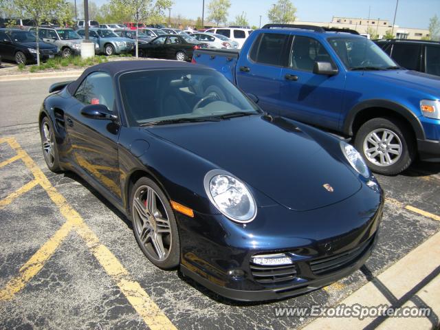 Porsche 911 Turbo spotted in Hoffman Estates, Illinois