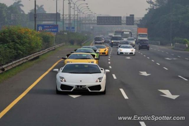 Lamborghini Gallardo spotted in Jakarta, Indonesia