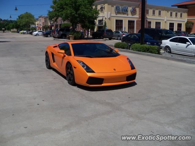 Lamborghini Gallardo spotted in Houston, Texas