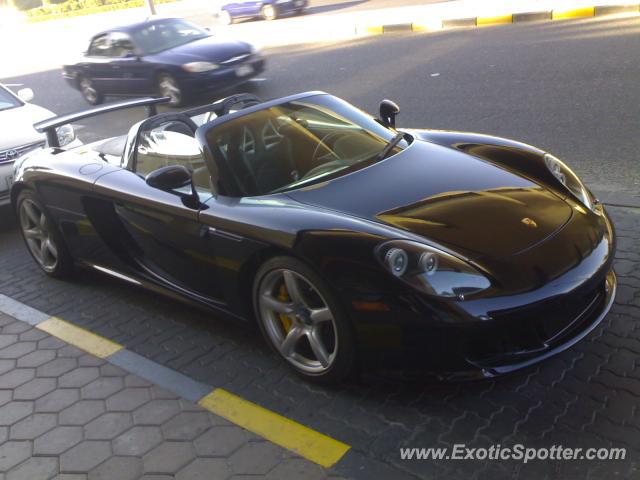 Porsche Carrera GT spotted in Kuwait City, Kuwait