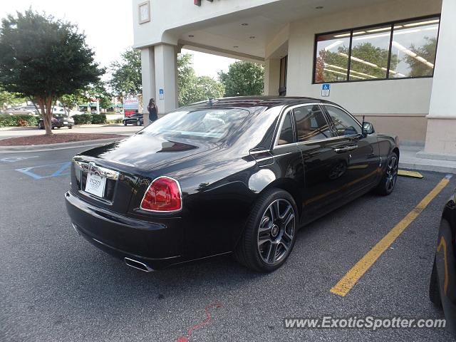 Rolls-Royce Ghost spotted in Destin, Florida