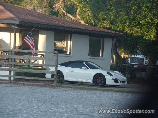 Porsche 911 spotted in Destin, Florida