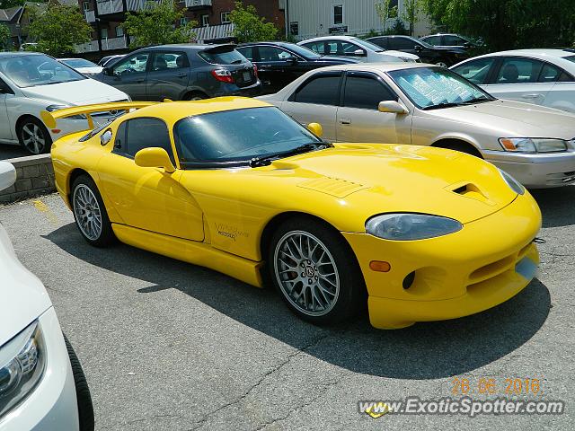 Dodge Viper spotted in Toronto, Canada