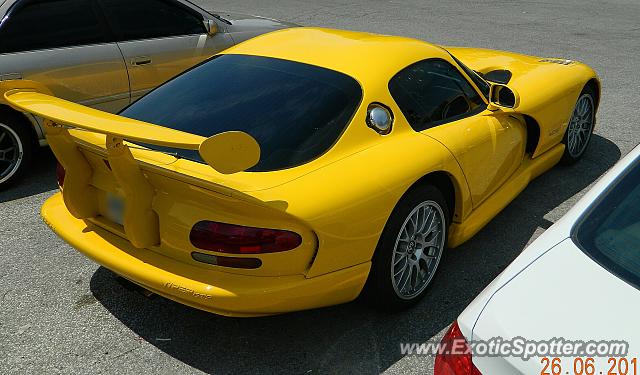 Dodge Viper spotted in Toronto, Canada