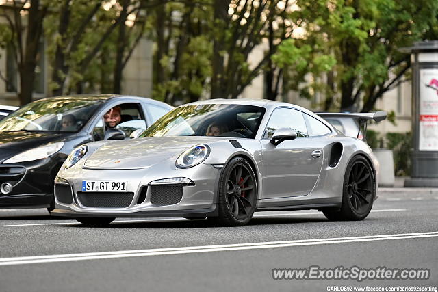 Porsche 911 GT3 spotted in Warsaw, Poland