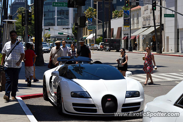 Bugatti Veyron spotted in Beverly Hills, California