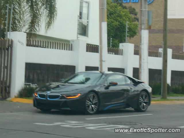 BMW I8 spotted in Guadalajara, Mexico