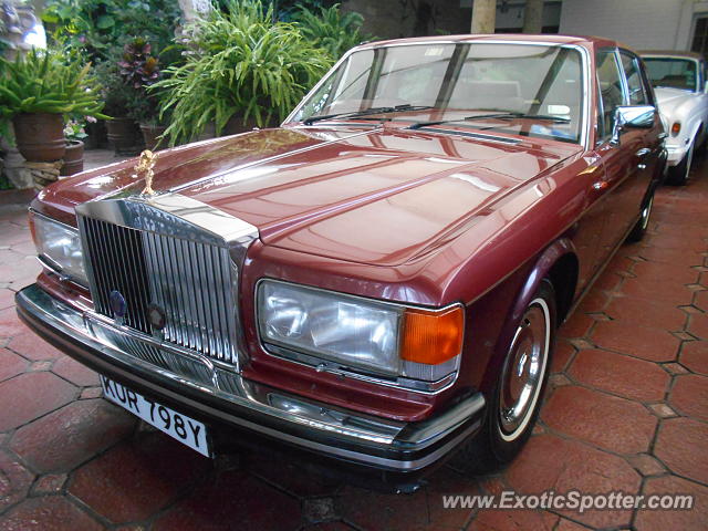 Rolls-Royce Silver Spirit spotted in Guadalajara, Mexico