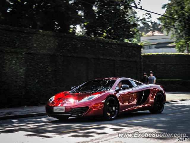 Mclaren MP4-12C spotted in São Paulo, Brazil