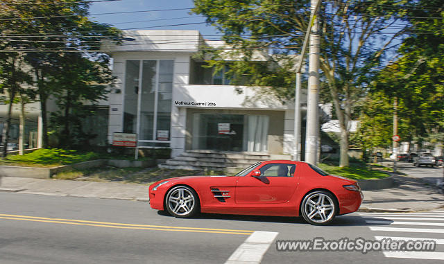Mercedes SLS AMG spotted in São Paulo, Brazil