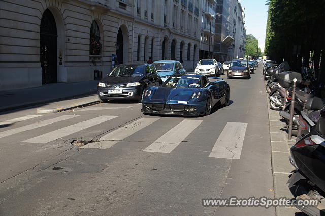Pagani Huayra spotted in Paris, France