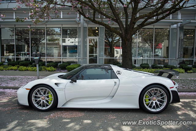 Porsche 918 Spyder spotted in Vancouver, Canada