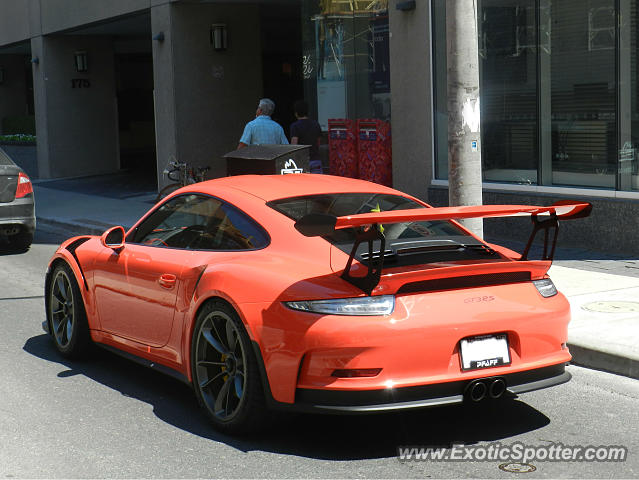 Porsche 911 GT3 spotted in Toronto, Canada