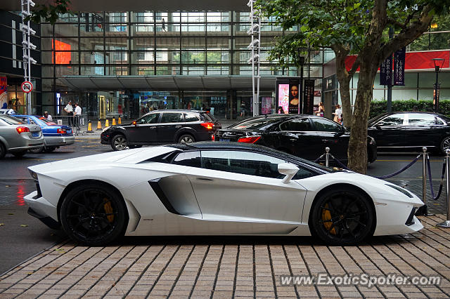 Lamborghini Aventador spotted in Shanghai, China