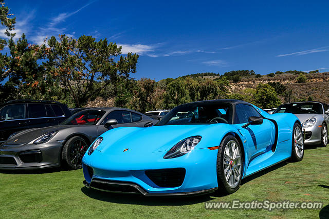Porsche 918 Spyder spotted in Carmel Valley, California