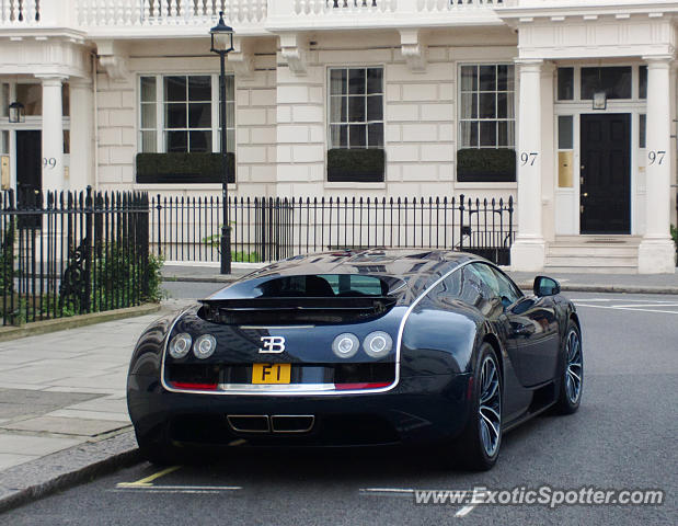 Bugatti Veyron spotted in London, United Kingdom