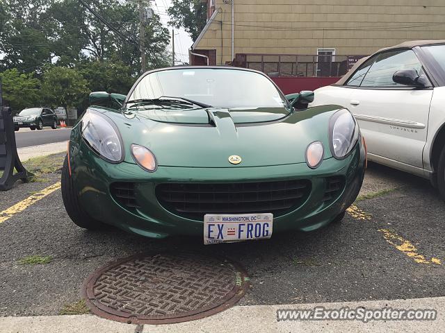 Lotus Elise spotted in New Milford, New Jersey