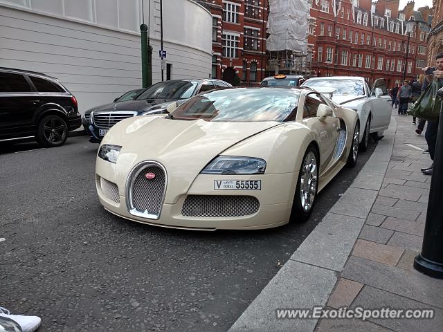 Bugatti Veyron spotted in London, United Kingdom