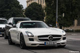 Mercedes SLS AMG