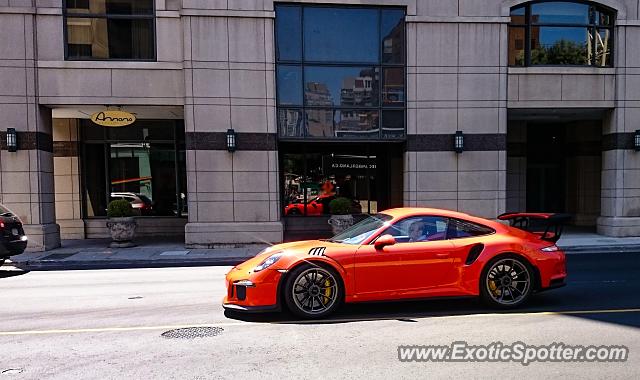 Porsche 911 GT3 spotted in Toronto, Ontario, Canada
