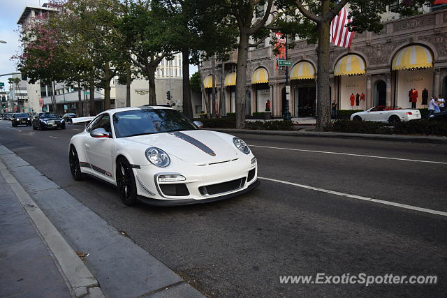 Porsche 911 GT3 spotted in Beverly Hills, California