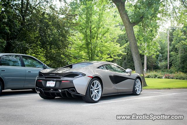 Mclaren 570S spotted in Chenequa, Wisconsin
