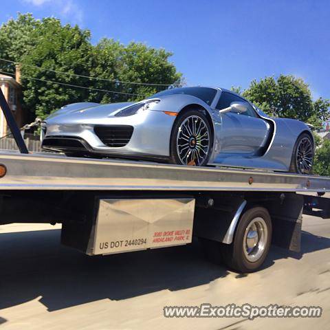 Porsche 918 Spyder spotted in Chicago, Illinois