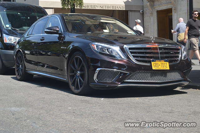 Mercedes S65 AMG spotted in Manhattan, New York