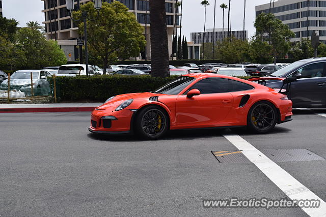 Porsche 911 GT3 spotted in Newport Beach, California