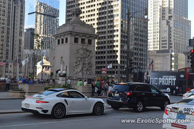 Porsche 911 Turbo spotted in Chicago, Illinois