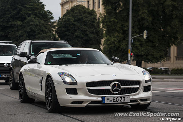 Mercedes SLS AMG spotted in Munich, Germany