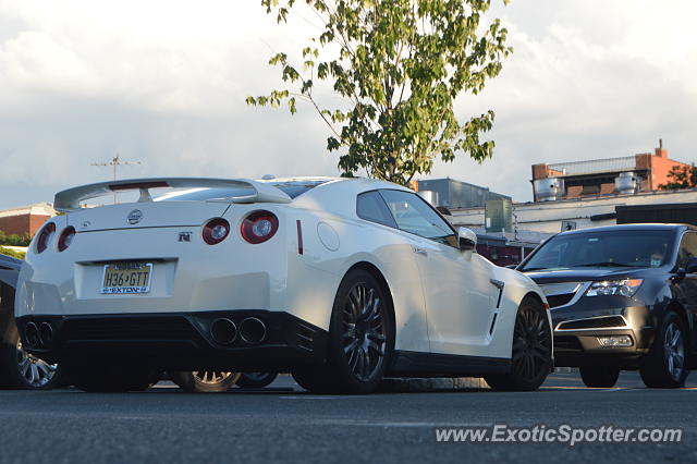 Nissan GT-R spotted in Summit, New Jersey