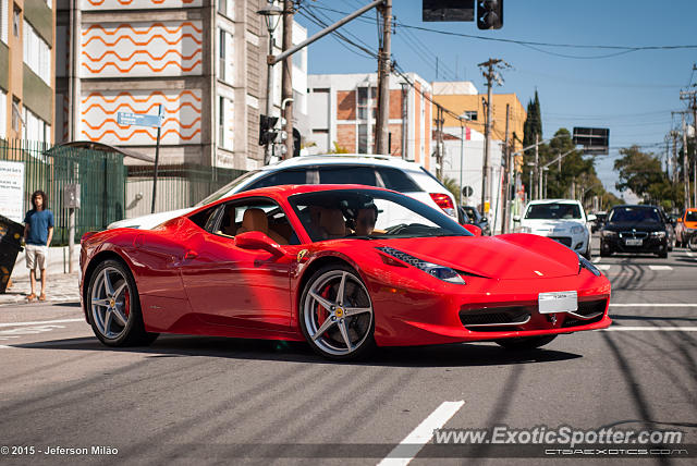Ferrari 458 Italia spotted in Curitiba, Brazil