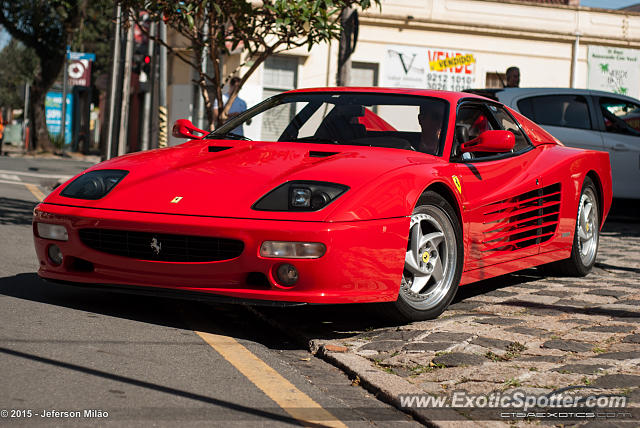 Ferrari Testarossa spotted in Curitiba, Brazil