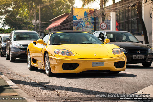 Ferrari 360 Modena spotted in São Paulo, Brazil