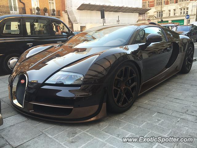 Bugatti Veyron spotted in London, United Kingdom