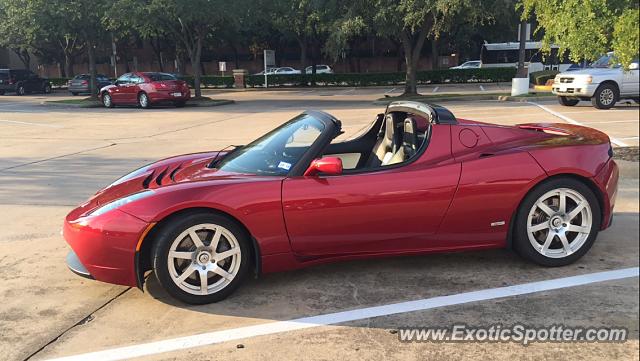 Tesla Roadster spotted in Houston, Texas